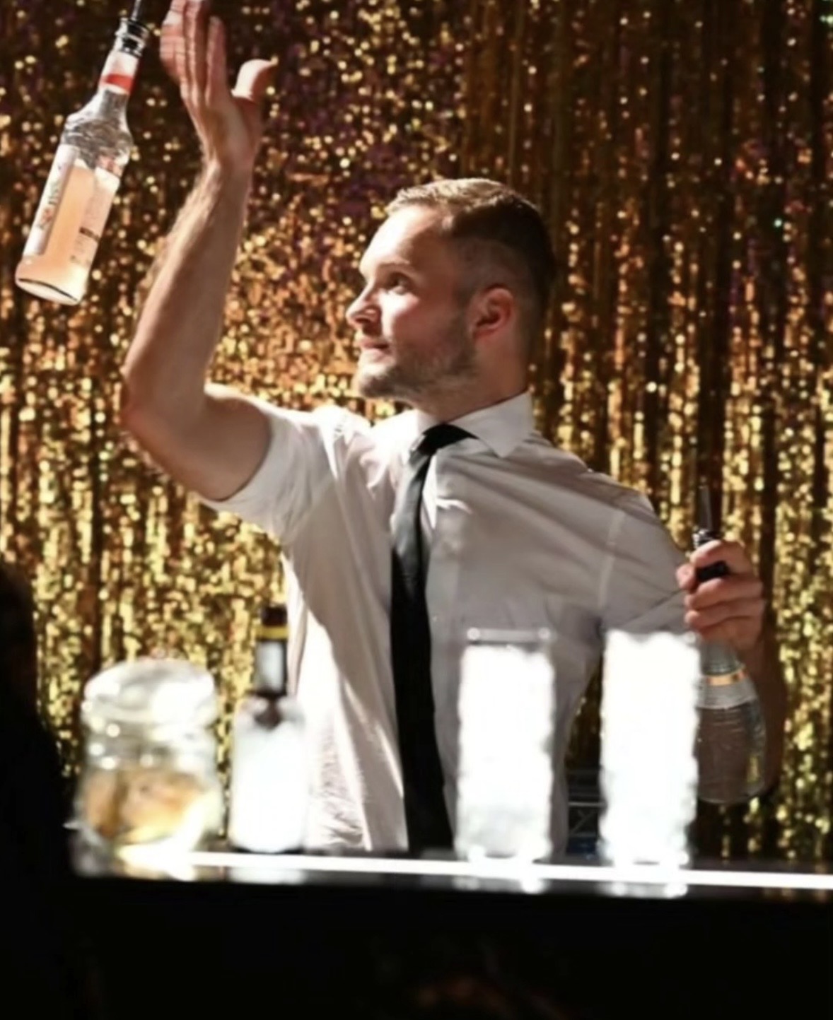Kristof Vandenabeele flair bartending
